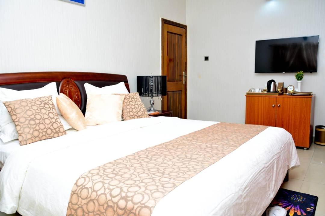 Crystal House International Hotel Ilorin Exteriör bild