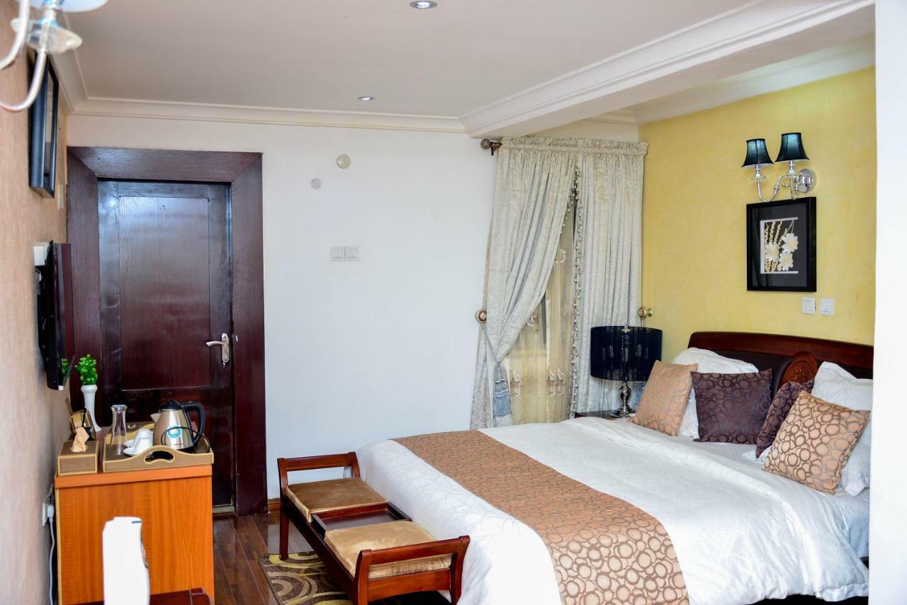 Crystal House International Hotel Ilorin Exteriör bild